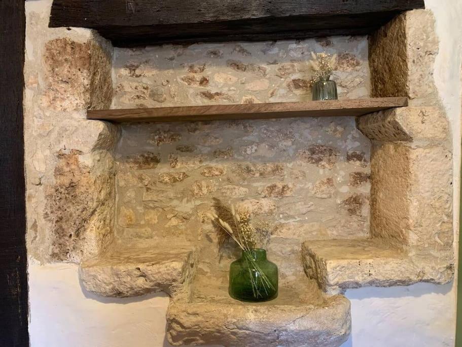 Maison Medievale Climatisee Avec Jardin Monpazier Eksteriør bilde